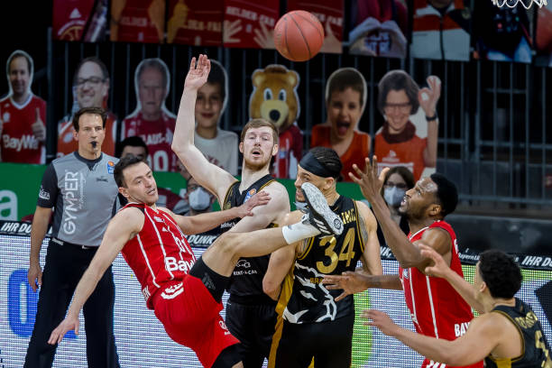 想到数年前 想到数年前