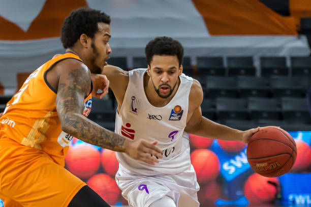 的走势和冠 的走势和冠